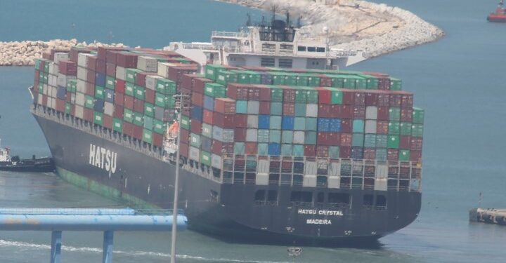 התקפות החות’ים הורידו ב-90% תנועת המכולות בים האדום