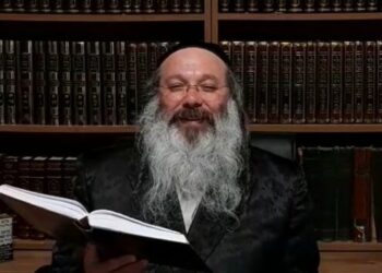 דקה של אור – הרב שמעון שנייבלג עם נקודה מאור החיים הק’