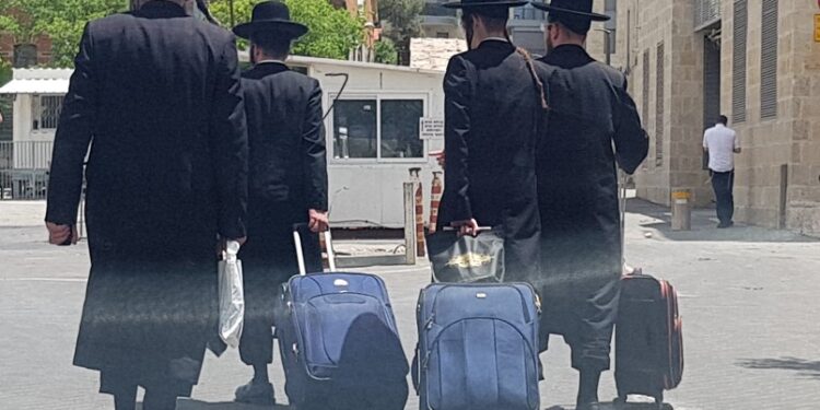 רבבות בחורי ישיבה ואברכי כולל פותחים היום את זמן אלול