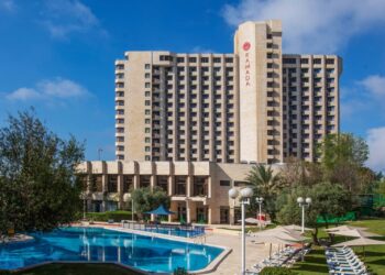 חגיגות סוכות במלון רמדה ירושלים – הבחירה המושלמת וחוויה בלתי נשכחת