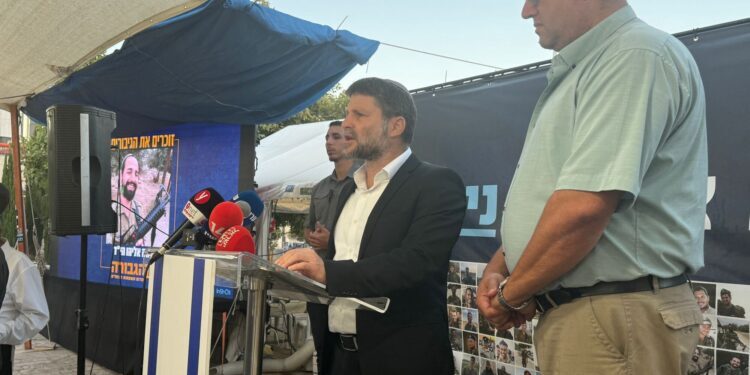 סמוטריץ על יו”ר ההסתדרות:  מגשים חלומו של סינוואר