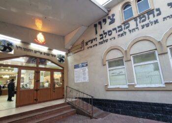 לרווחת רבבות המתפללים: פתרונות מיזוג חדשים בקברו של רבי נחמן