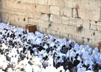 מעל ל-50 אלף בברכת הכהנים המסורתית של חול המועד