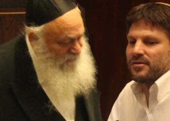 גולדקנופף דורש חוק גיוס לפני תקציב – סמוטריץ בתגובה: “לא יקרה”