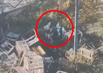 צפו: המחבלים נכנסים לפיר המנהרה ומחוסלים