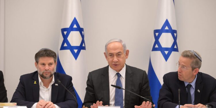 3 שעות לשבת – הממשלה אישרה את תקציב 2025