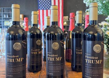 יקב פסגות השיק היום את יין טראמפ לרגל הניצחון