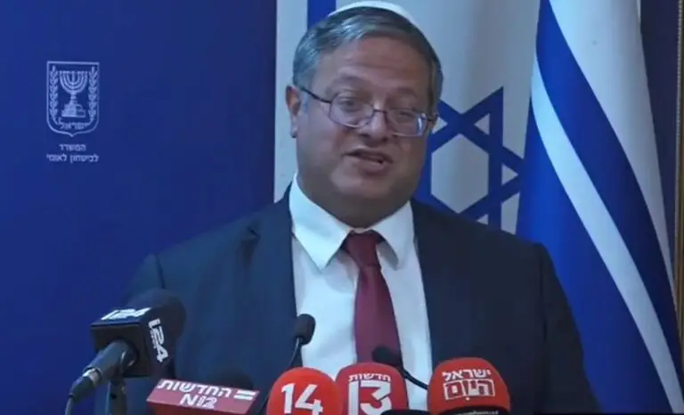 צפו: בן גביר דורש בפתיחת הליך הדחת היועמ"שית