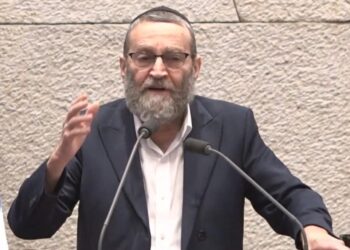 צפו בגפני: מה לפיד היה עושה אם לא היו חרדים במדינה?