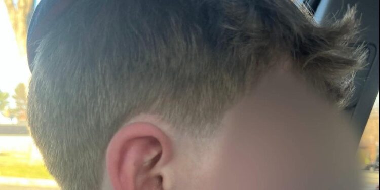 ניו ג’רזי: אנטישמיות במספרה – הספר חתך בכוונה את פאות הילד