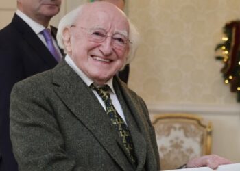 נשיא אירלנד תקף את ישראל; שר החוץ סער לא נשאר חייב