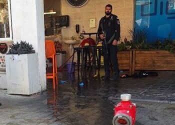 בן 40 נפצע קשה באירוע אלימות בשדרות דרך ארץ