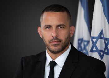 לא מתרגש מהיועמשי”ת: נתניהו מינה את כחלון למ”מ הנציב