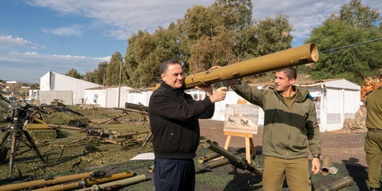 שר הביטחון: אם חיזבאללה לא ייסוג – לא יהיה הסכם