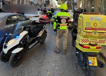 סופרת חרדית נדקרה בביתה בשכונת ‘מקור ברוך’ בירושלים