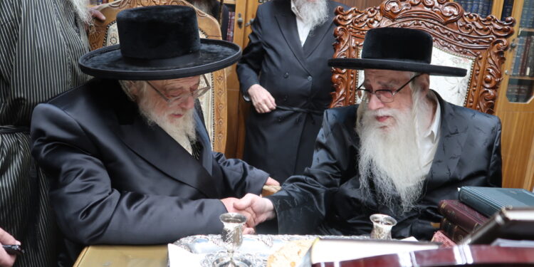 אדמו”רים בביקור אצל האדמו”ר מצאנז ותחילת ימי השוב”בים