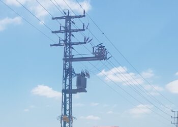 ישראל החליטה לעצור את זרם החשמל לעזה