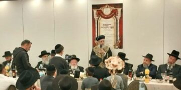 מודיעין עילית: הכנסת ס”ת לזכר בנו של זקן רבני העיר