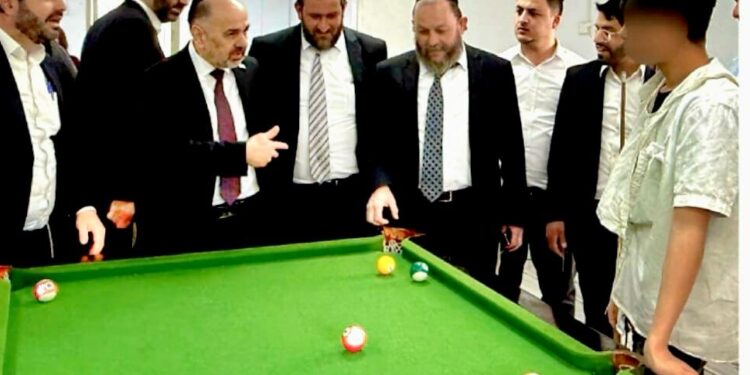 מודיעין עילית: שר הרווחה בביקור בעיר