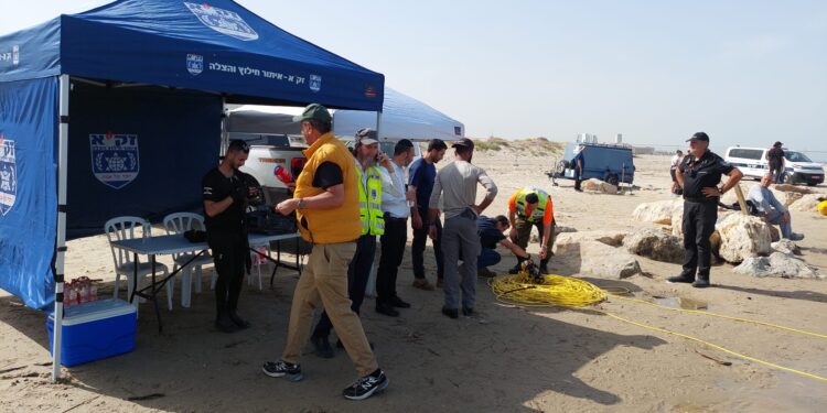 שרידי אדם אותרו סמוך למקום תקיפת הכרישים את הצוללן