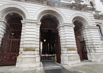 בריטניה הודיעה: מפסיקים את המו”מ עם ישראל על סחר חופשי