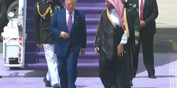 נשיא ארה”ב טראמפ נחת הבוקר בסעודיה