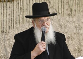 הרבו בתפילה לרבה של רכסים הגה”ר יעקב מאיר זוננפלד