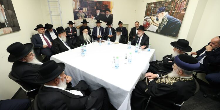 מועצת חכמי התורה של שס הורתה על פרישה מהממשלה