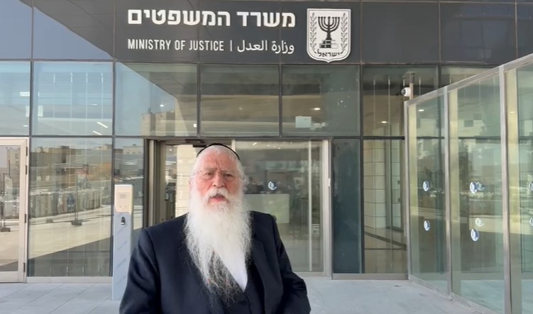 ח"כ פרוש העתיק את לשכתו אל מול משרדה של היועמ"שית