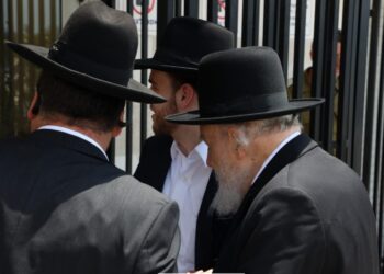 מרן הגרמ”ה הירש שליט”א הגיע לכלא הצבאי לפגוש בבחורים