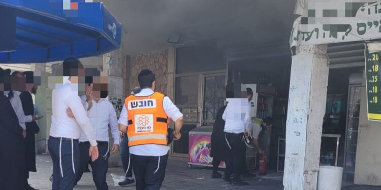 בני ברק: שריפה במטבח המסעדה ברחוב עקיבא