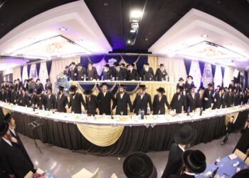 מעמד הכתרת 70 דיינים ומורי הוראה ע”י מפעל ‘שינון וחזרה’