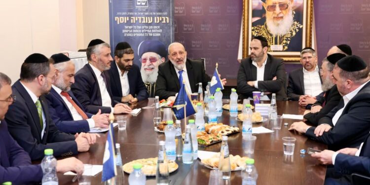 סיעת שס הודיעה רשמית: פורשים מהקואליציה