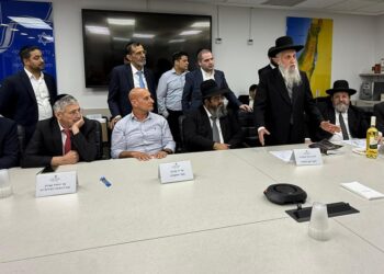 הרב יחיאל בסיס נבחר לכהן כרבה של ראש העין