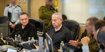 בעקבות ההפרות; נתניהו הורה על תקיפות עצימות בעזה