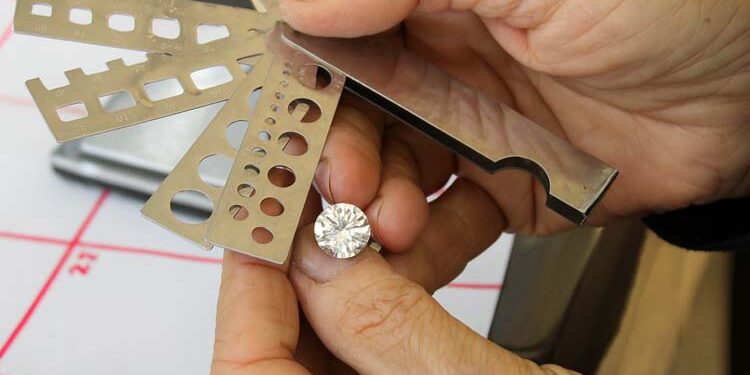 יהלומנים בוועדת הכלכלה: הענף בגסיסה