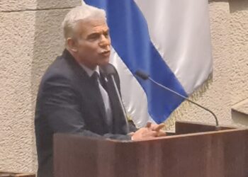 לפיד: יש רגע שצריך להגיד לא גם לנשיא אמריקאי