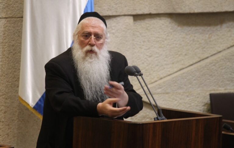 ח"כ פרוש ביום זכויות הילד: "השתגעתם? מרעיבים ילדים קטנים כי אבא שלהם לומד תורה?"