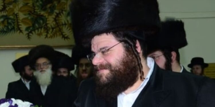 אבל בצאנז: הבעל מנגן הרה”ח ר’ מנחם לוק ז”ל