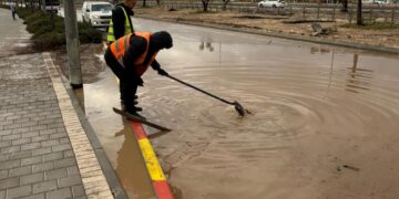 בית שמש: הצפות ברחבי העיר – שלולית ענק ברחוב מרי
