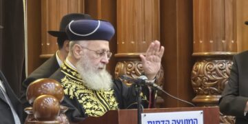 צפו: הרשל”צ תוקף: אין רב עיר בגלל היועצים המשפטיים