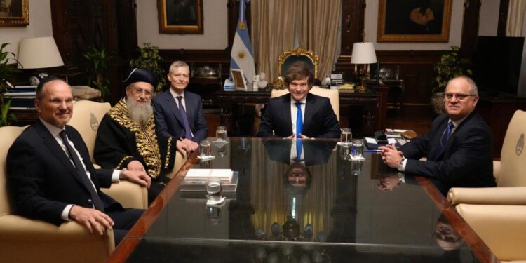 ארגנטינה: הרשל”צ התקבל בלשכת הנשיא חאבייר מיליי