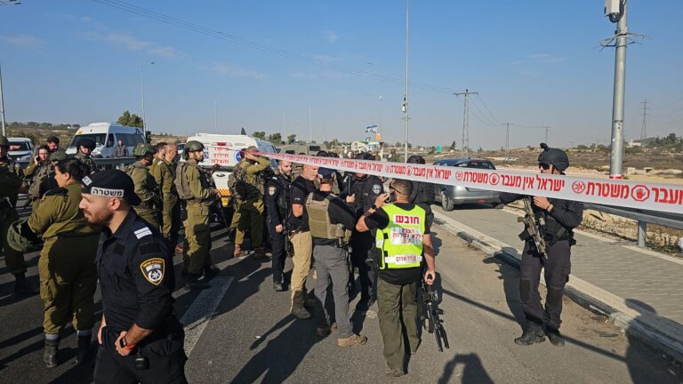 פיגוע בצומת הגוש - הרוג ושלושה נפגעים