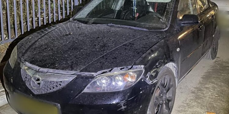 בני ברק: עם נשקים שלופים נעצר הנהג שנגח בניידת