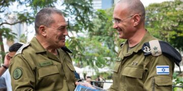 נפתר המשבר: שר הביטחון אישר וימונו מפקדים לחיל האוויר והים